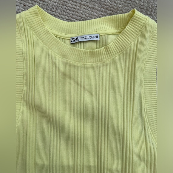 Zara Ribbed Yellow Tank Top - Picture 3 of 5